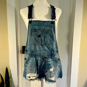 Abercrombie & Fitch Overall Shorts